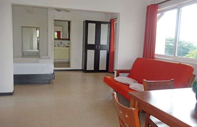 El Fuerte Beach Resort - Photo 38