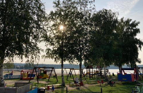 Uroczy drewniany domek w Charzykowach - Foto 45