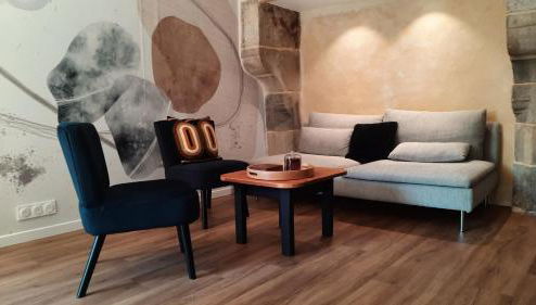 Le Duclos, appartement rez-de-jardin Dinan centre - Foto 1