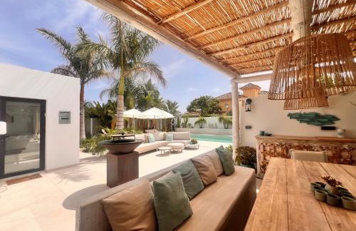 Casa Duende, Estepona, Private beach house with heated pool - Photo 58