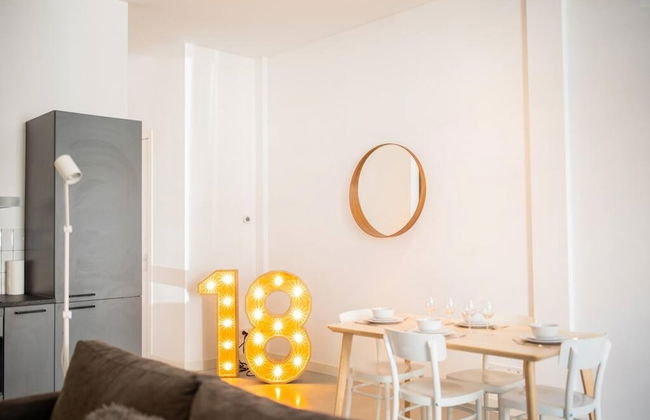 Alphabet 2 BR Serviced Apartments -lh- - Photo 1