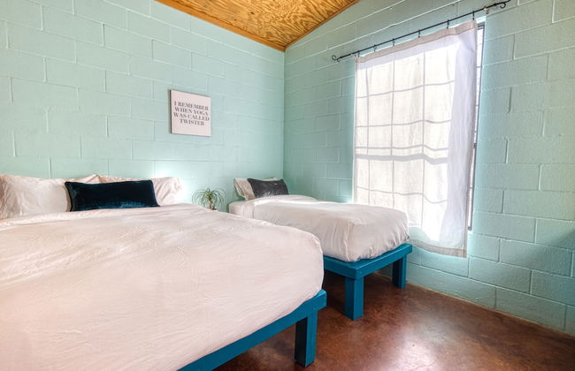 Frio River Cabins - Photo 28