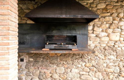 Masía Mas Sastre con piscina cerca de Girona - Foto 40