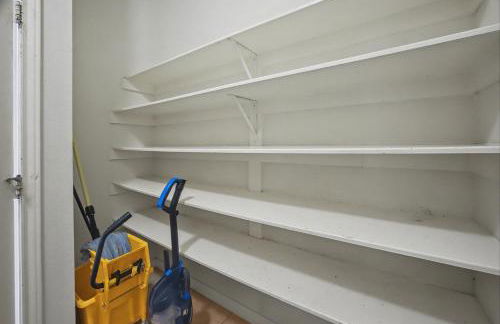 Baytown Htown Escape Air Hockey Yard BBQ Games - Foto 41