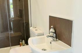 Couston Lakes Resorts - Photo 10