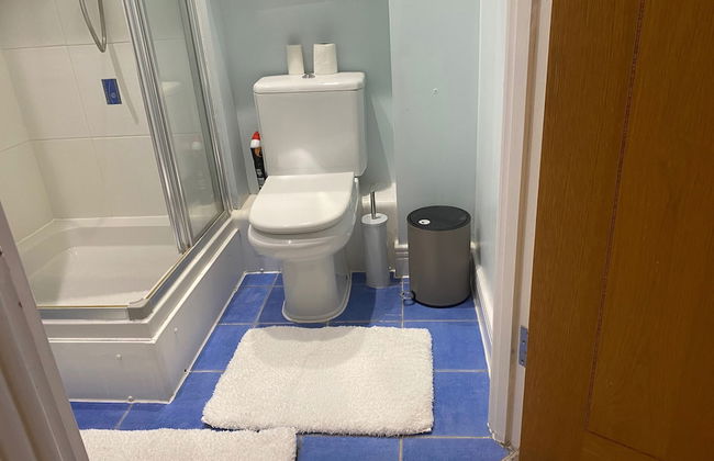 2 Bed Flat - Sleeps 4 - Parking - Wifi - Foto 10