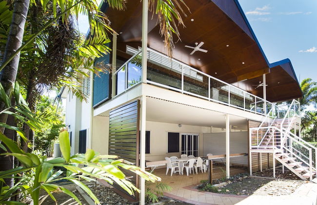 Picnic Bay Apartments Unit 1 - Photo 20