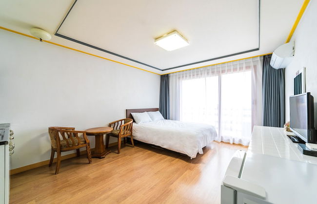 Elmar Condotel - Photo 9