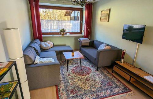 Ferienwohnung mit Garten und Bergblick - Foto 36