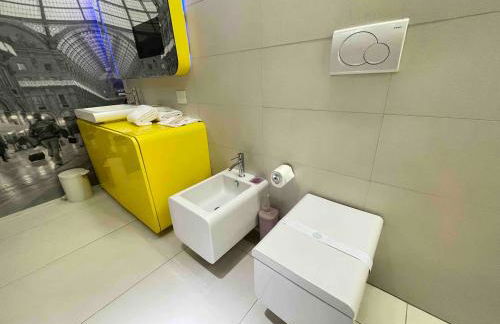 Town Suites - Photo 16