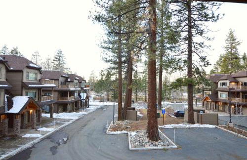 3987 - Upscale Townhouse Walk to Heavenly, Casino and Beach - Foto 22