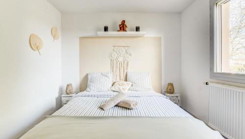 Villa St Simon - 11 couchages, piscine, parking, parfait entre famille, amis ou pros - Foto 3