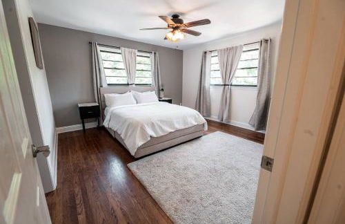 Modern Stay on Green Valley - 2.5 Mi to Downtown - Foto 31