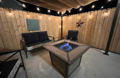 Luxe Haven, Pergola, FirePit NearCasinos, Sleeps8 - Foto 2
