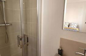 Bel Appart' 3 chambres 3 Sdb au centre-ville St Etienne - Foto 10