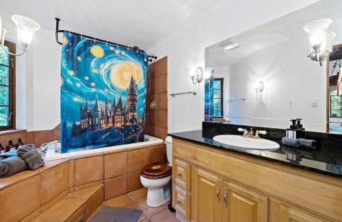 Magical Retreat at the Enchanted Vashon Castle - Foto 23