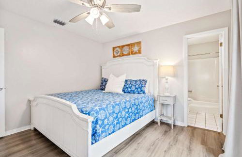 Spacious Audubon Home in Colony Cove w Water Views - Foto 14