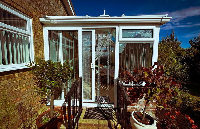 Charming 3-bedroom Bungalow in Oulton Lowestoft - Foto 42