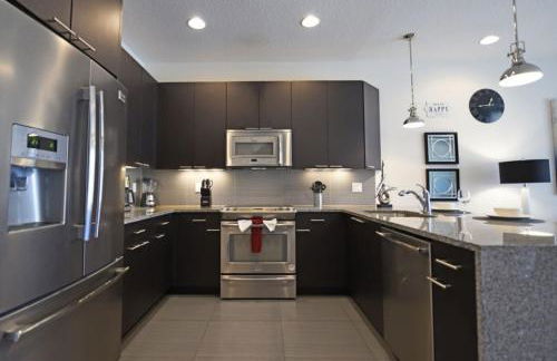 Beautiful 3-Bed Villa 10 Minutes From Disney - Serenity Resort townhouse - Foto 8