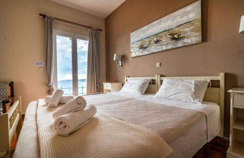 Lorraine's Cottage Style Studios, shared swimming pool and bbq only for guests at Simotata village - Photo 27