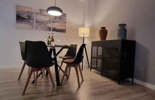 QEhome - confort, parking y cargador EV en el centro de Manresa - Photo 9