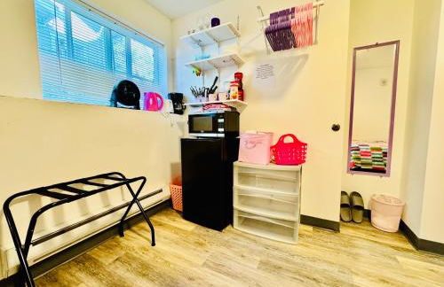 Private Room with Shared Bathroom on the 1st Floor 10 Minutes Walk to University of Washington - Foto 16