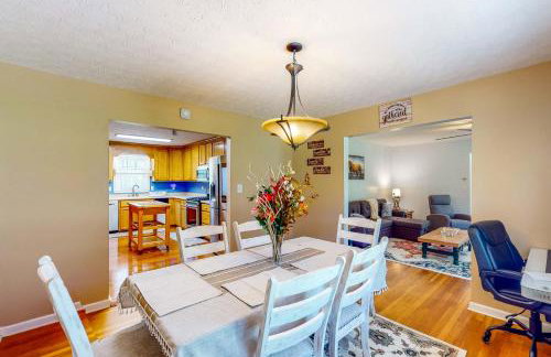 Danielsville Home on Sprawling Acreage with Views! - Photo 5