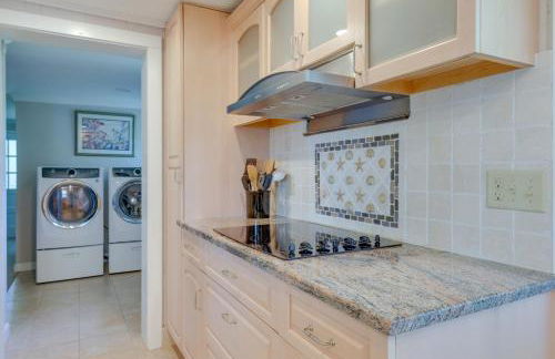 5 Mi to Provincetown! Water-View Beach House - Foto 12