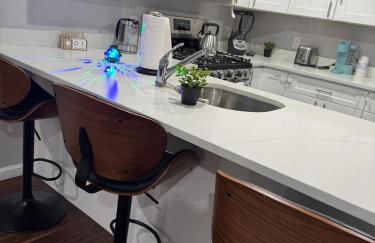 Cozy 3-Bedroom Apartment in Newark near NYC - Foto 23