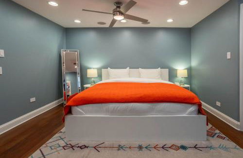 3-Story Townhome Free Parking Private Patio Washer-Dryer - Foto 3