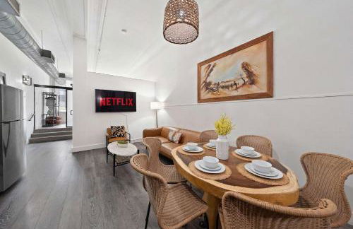 Central Downtown Apt Sleeps 8 & Enjoy Gaslamp - Foto 1