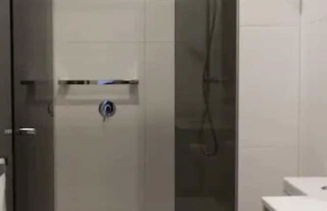 New Spacious 2 Bedroom With Gorgeous City Views - Foto 19