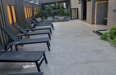 Apto em Itapema com acesso a piscinas,sendo uma aquecida e academia - Foto 16