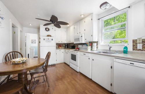 180 Degree Lakefront Views-Fire Pit-Swimming - Foto 21