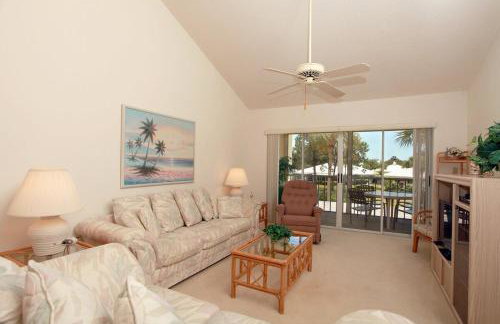 Lagoon front 2BR condo overlooking the golf course - Foto 30