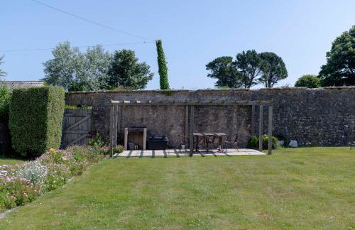 Elberry Farm - unique seaside farmhouse - Foto 14