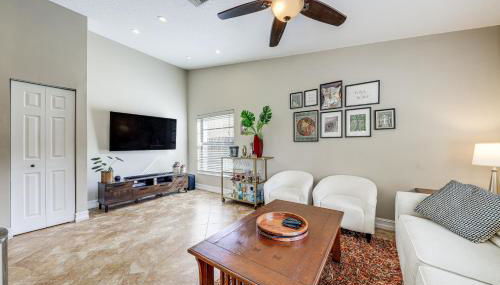 Riverfront Backyard and Grill Sunrise Family Home - Foto 3