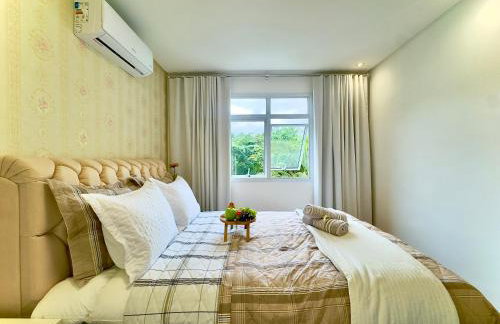 Apto a 10 min da Vila Germânica, dois quartos, salas de estar e jantar, cozinha completa, sacada com churrasqueira, Wi-Fi, Piscina, academia, mercadinho 24 horas e Vaga de garagem - Foto 28