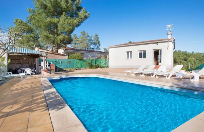 Alonso in Vidreres With 4 Bedrooms and 1 Bathrooms - Photo 1