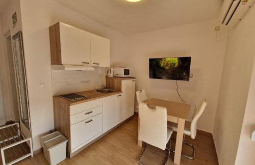 Apartmani Natalija 4 Stars - Photo 21