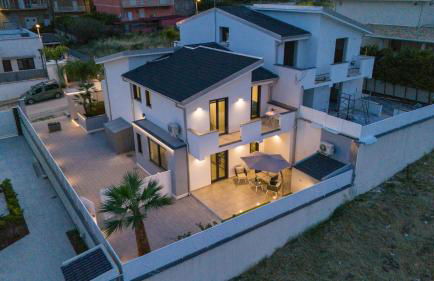 Vilè Home - Intera Villa - Foto 1