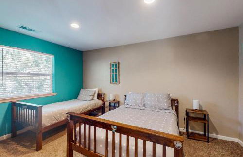 Creekside & Cozy - Foto 16