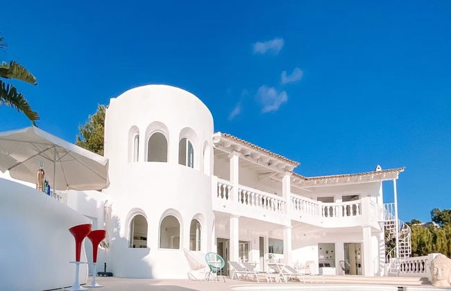 Premium Villa With Private Pool - Photo 22