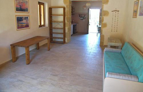 The Village Hideaway - Traditional Stone House - Foto 8