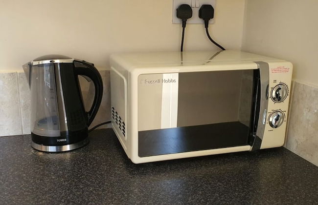 Spacious House in Stoke - Photo 21