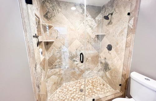 Lux Private Home - Pool, Billiards, 8 Smart TVs, Board Games, Cotton Bedding - The Stone Sanctuary at McCullough Hills Trailhead - Foto 51