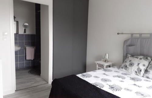 Duplex dernier étage terrasse sud La Baule plage 8mn à pied - Photo 6