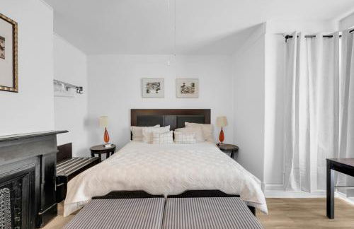 Detroit 3BR in Mexicantown | Sleeps 7 + WiFi - Foto 3