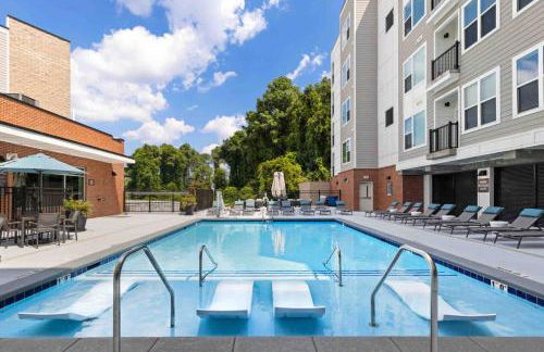 Luxe Living 5 Min From Downtown - Foto 7