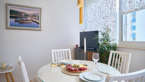Sunny Apartment - Photo 4